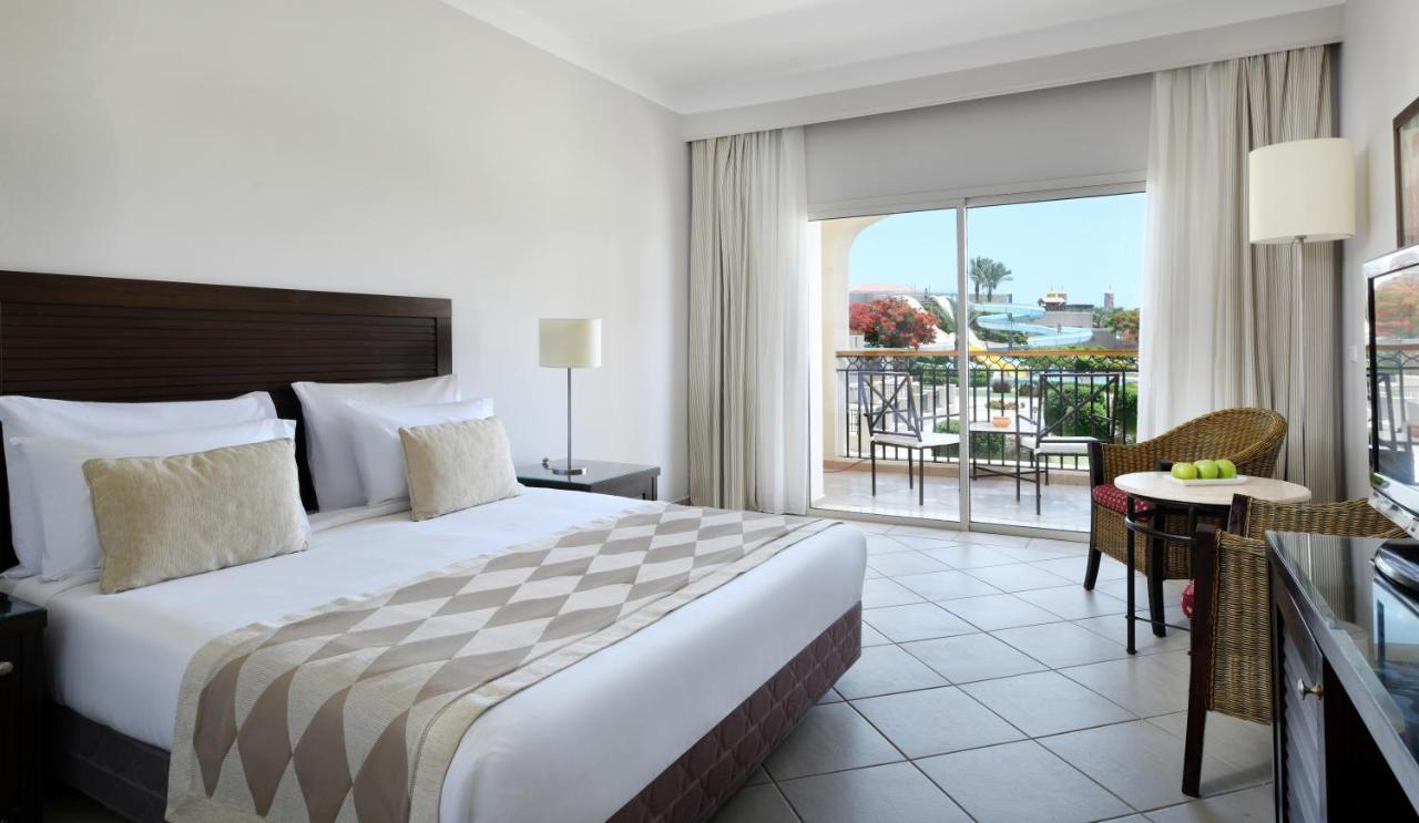 Jaz Mirabel Resort Sharm El Sheikk Exterior foto A room at the hotel